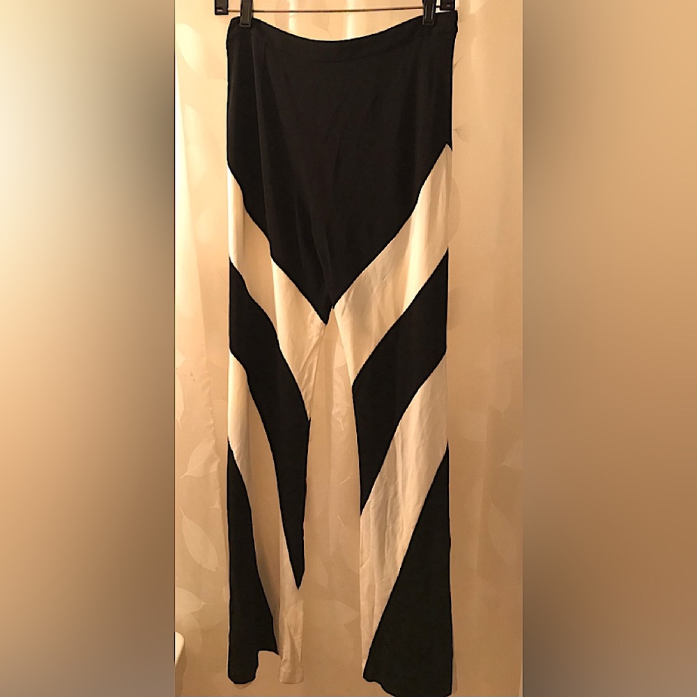 YMAYABA set made in Paris. Vintage Art Deco palazzo pant/blouse w/bell sleeve.